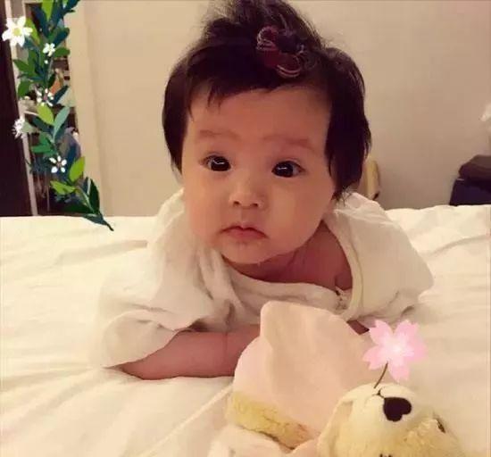 最新流口水爆料图片,最新流口水爆料图片,带你领略视觉盛宴!